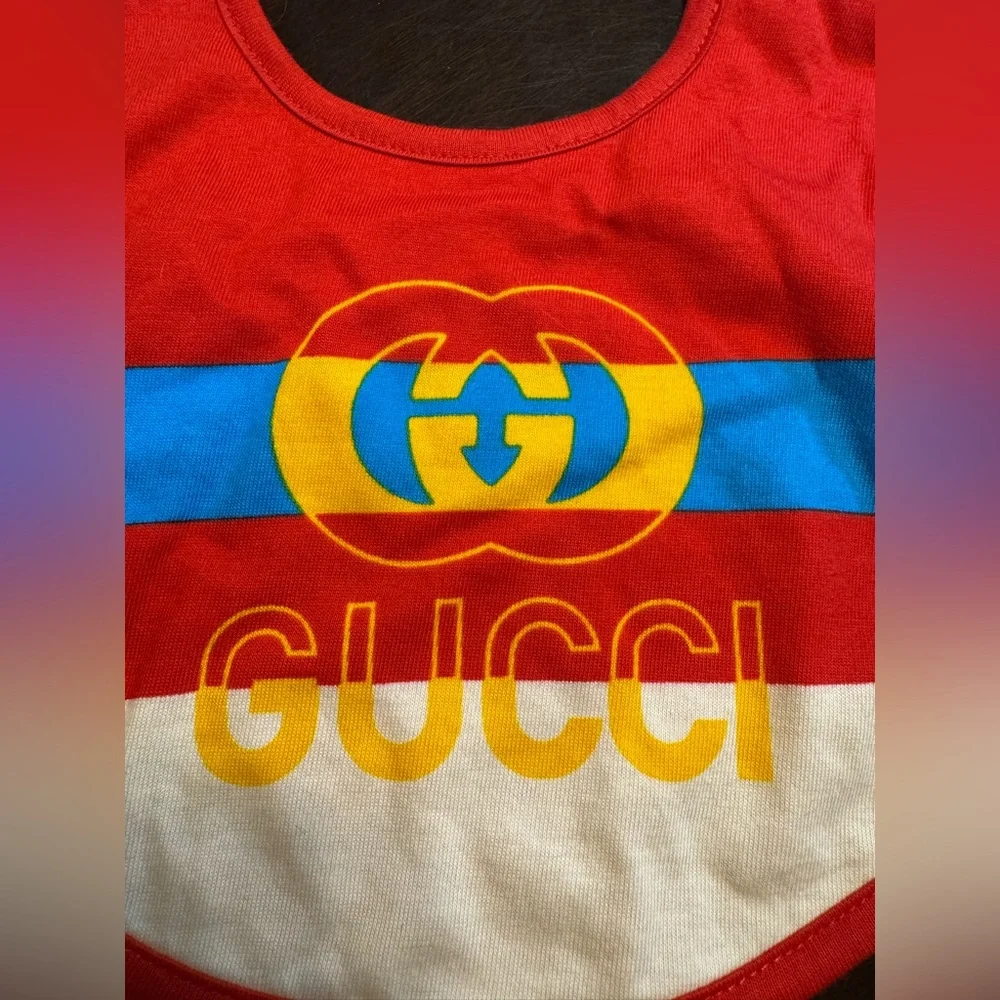 New Authentic Gucci GG Logo Baby Bib